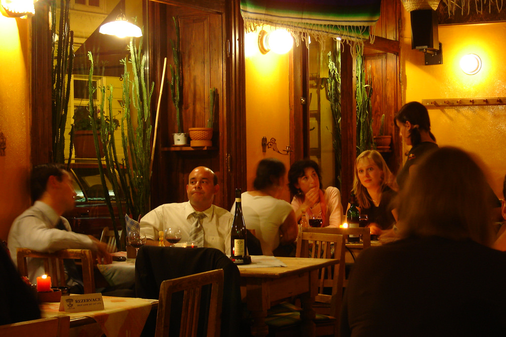 Small restaurants need authentic photos, stories for social media success