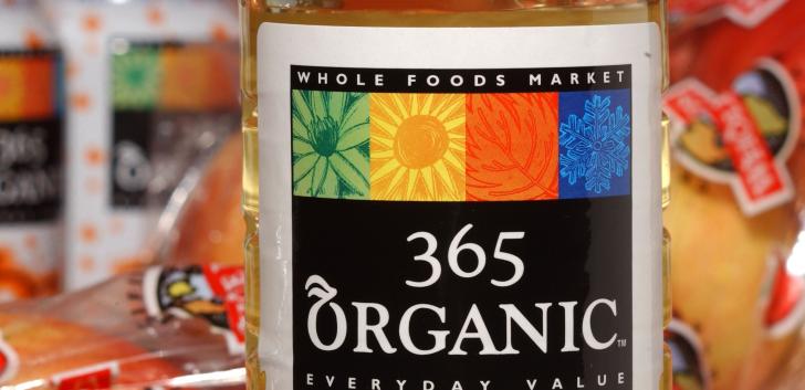 Amazon books strong sales of Whole Foods private-label foods