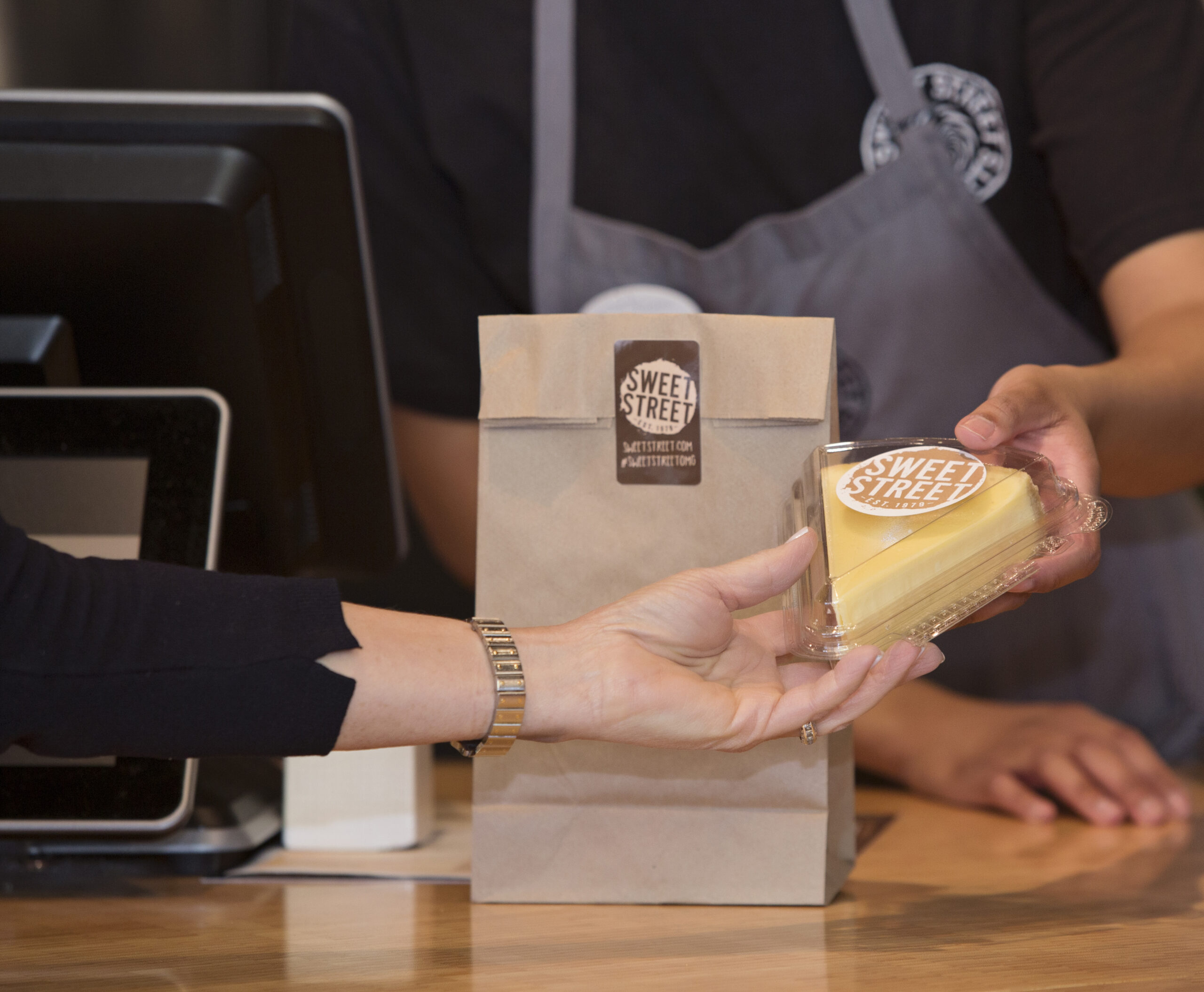 Bundles, proper packaging are key to driving dessert orders for off-premise