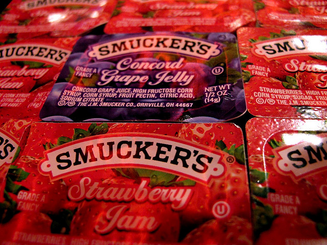 Top 10: Smucker makes business moves, CPG and grocery news