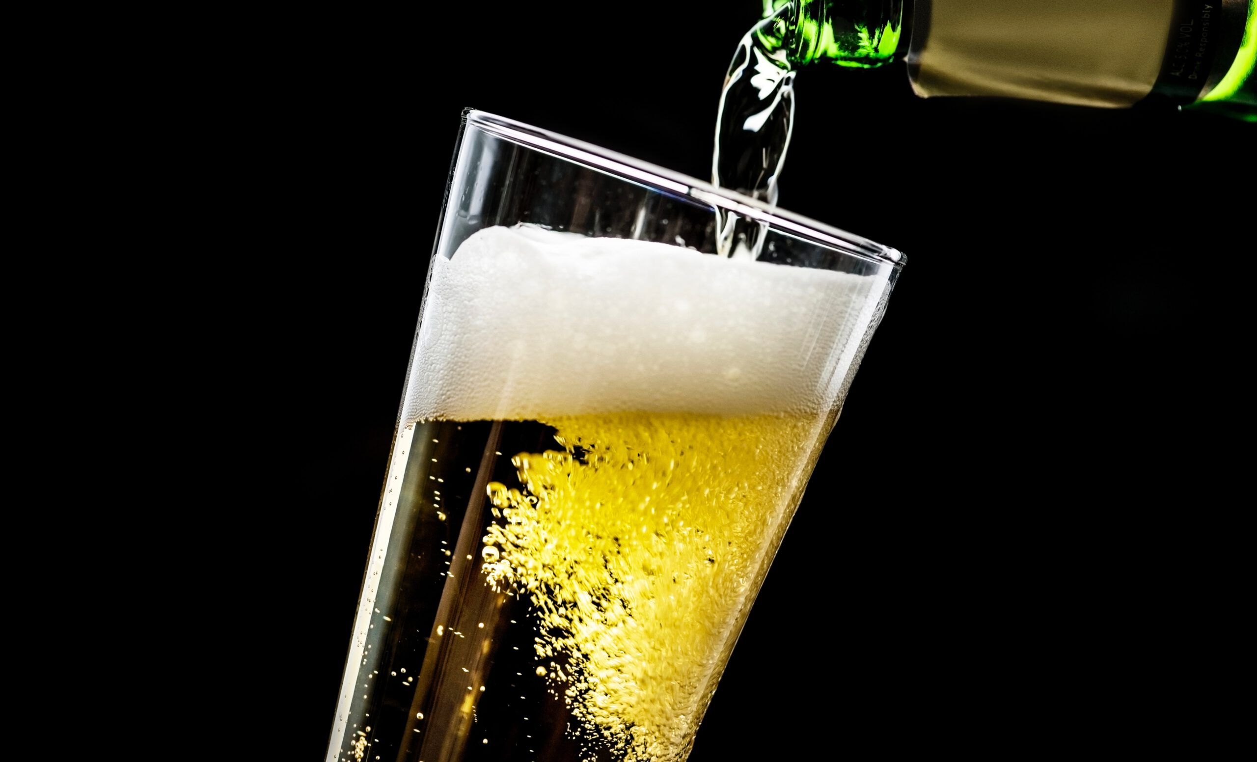 Alcohol delivery can be a boon for eateries as off-premise dining grows [image: beer pouring from a bottle into a glass]