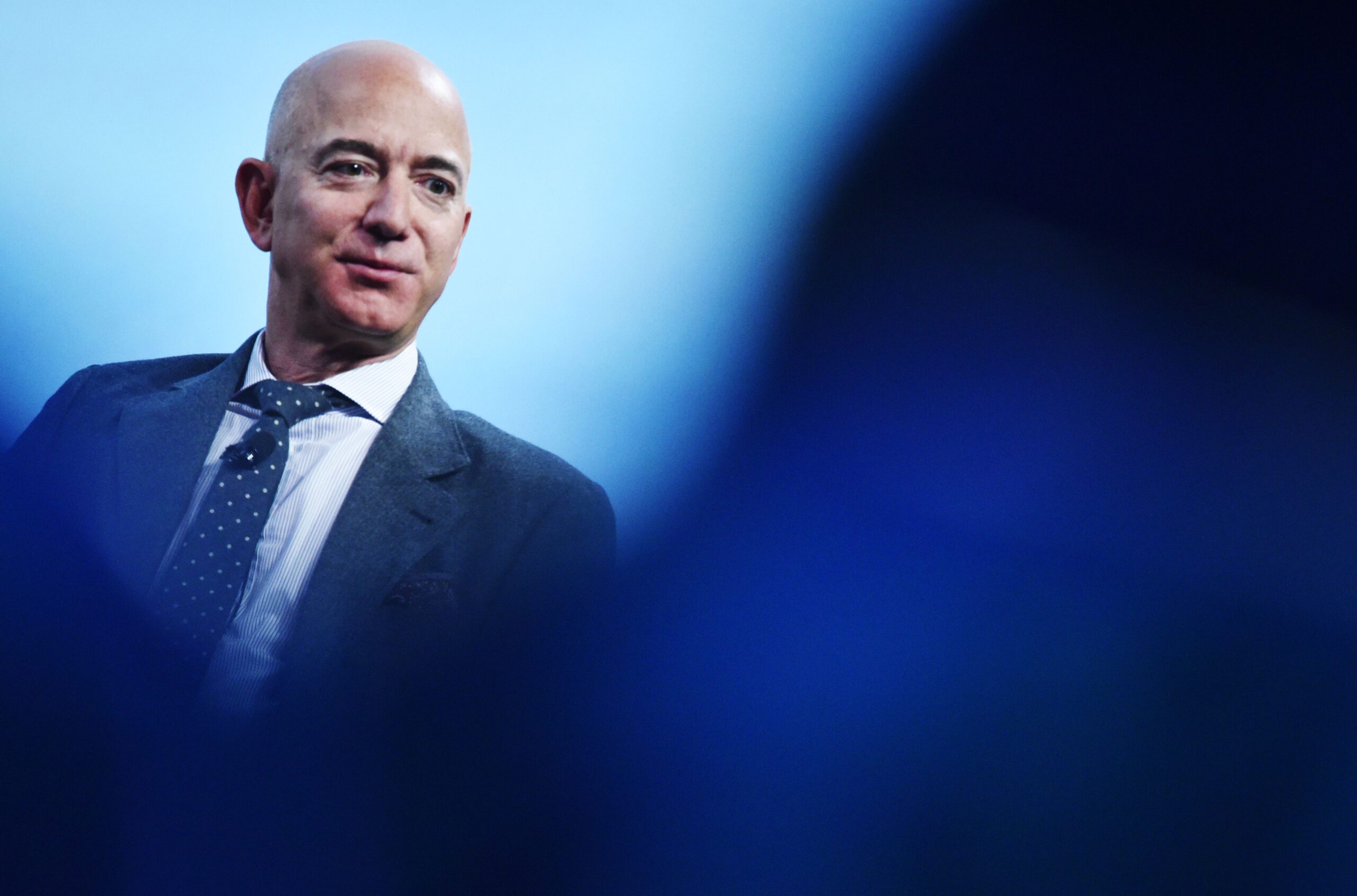 What leaders can take away from Bezos' big news